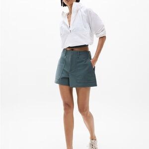 Athleta Skyline High Rise Tailored 4" Short Size 2 Color Eden